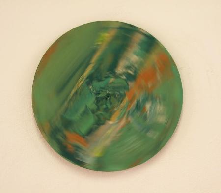 Neustädter Damenkreisel, Öl, Kreidegrund mit grüner Imprimitur, MDF, 2010, Durchmesser 31 cm x 1 cm (bewegter Zustand), Privatsammlung